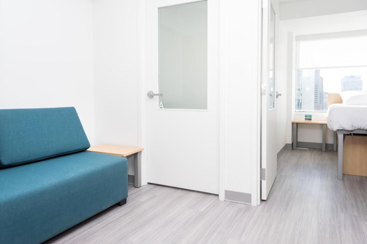 Campus1 Mtl Student Residence Downtown Montreal Exterior photo